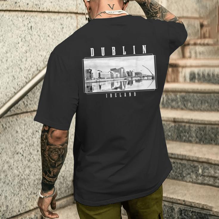 Dublin Irelandintage Souvenir Skyline Uk Dublin T-Shirt mit Rückendruck Geschenke für Ihn