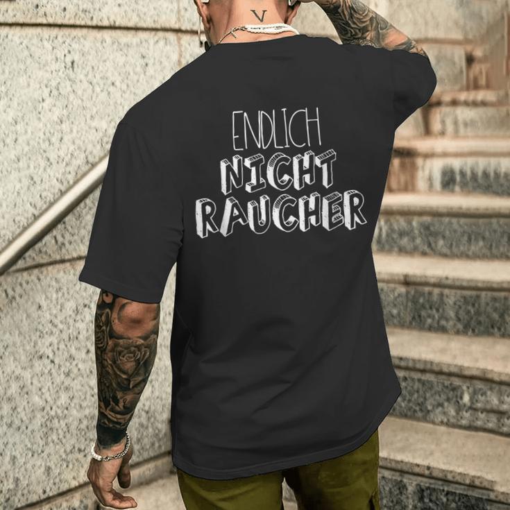 Endlich Nichsmoucher For All Former Smokers T-Shirt mit Rückendruck Geschenke für Ihn