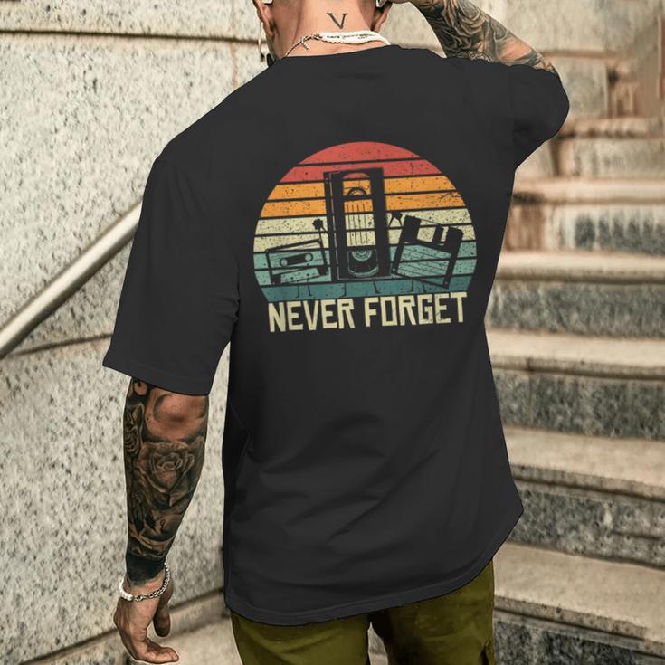 Never Forgetintage Cassette Tapehs Retro T-Shirt mit Rückendruck Geschenke für Ihn