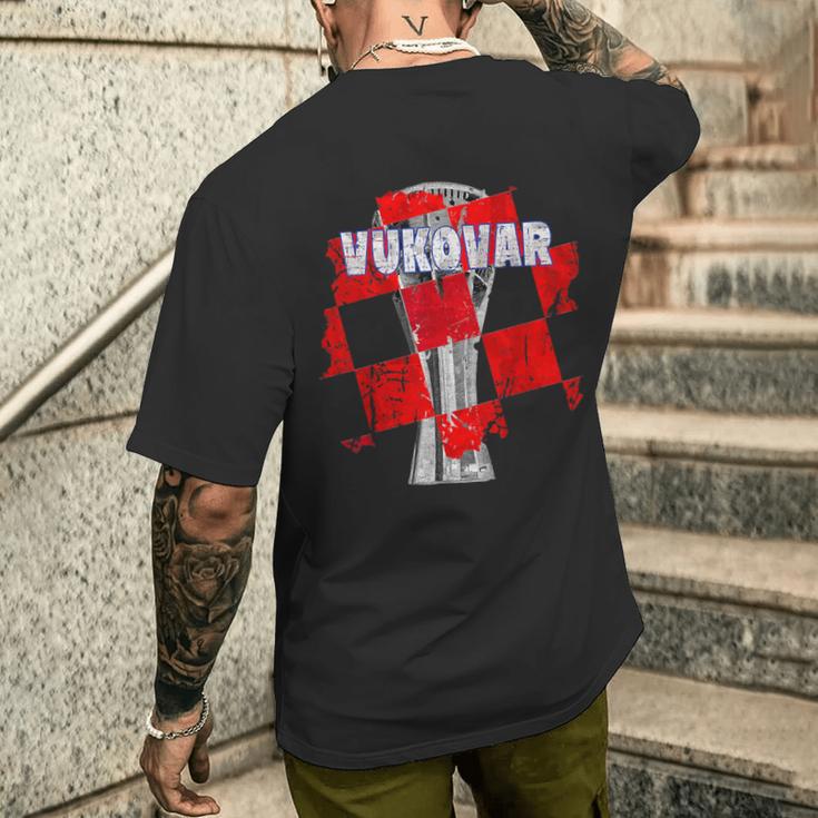 Hrvatskaukovarodotoranj Croatia T-Shirt mit Rückendruck Geschenke für Ihn