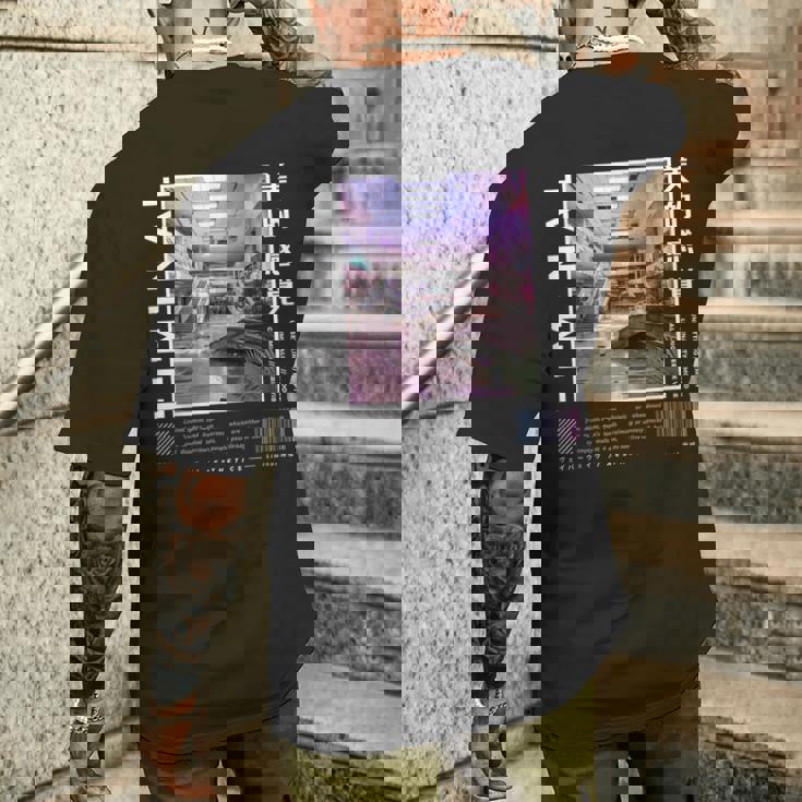 Liminal Spaces Retro Internet 80S & 90S Backroomaporwave T-shirt da uomo con stampa posteriore Regalos para él