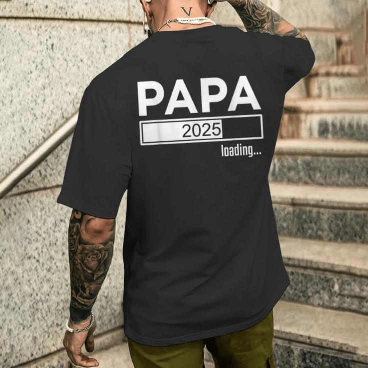 Papa 2025 Loading Ich Werde Papa 2025Ater 2025 T-Shirt mit Rückendruck Geschenke für Ihn