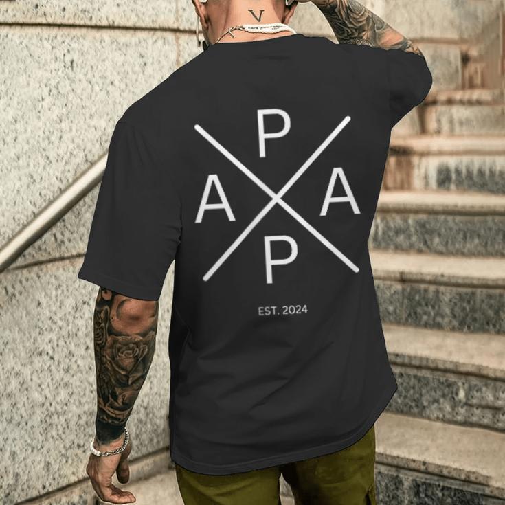 Papa Est 2024 Proud Dad T-Shirt mit Rückendruck Geschenke für Ihn