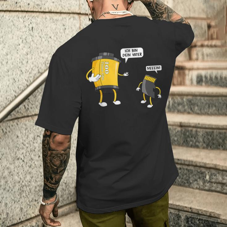 Photographer Camera Photography Ich Bin Deinater T-Shirt mit Rückendruck Geschenke für Ihn