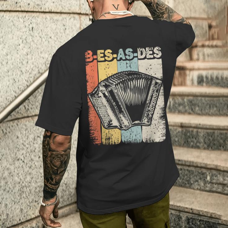 Retro Styrian Harmonica B-Es-As-Des T-Shirt mit Rückendruck Geschenke für Ihn