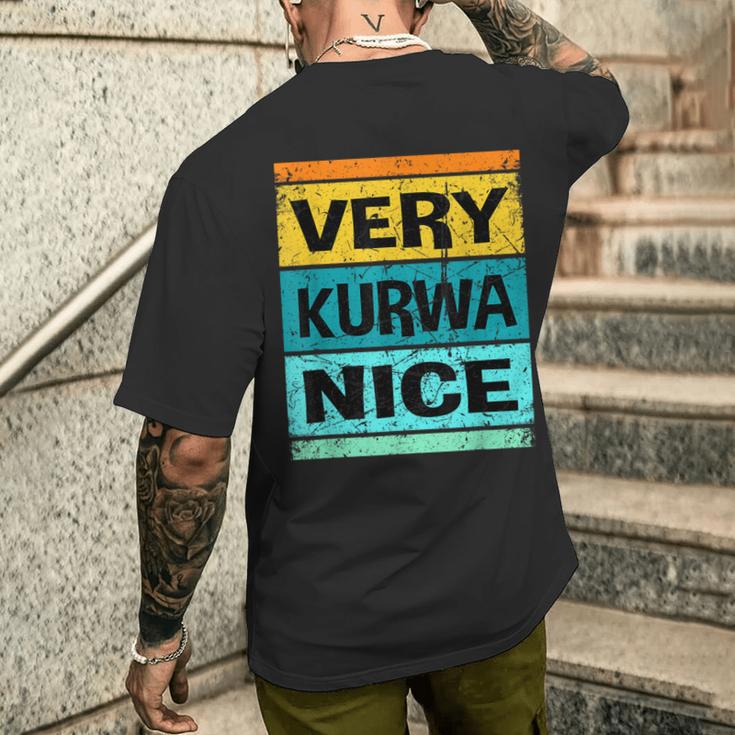 Retroery Kurwa Nice Poland Polska T-Shirt mit Rückendruck Geschenke für Ihn