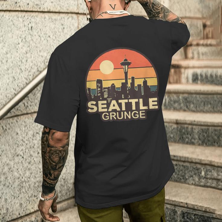 Seattle Grungeintage Skyline T-Shirt mit Rückendruck Geschenke für Ihn