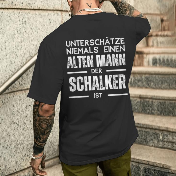 Unterschätze Niemals Einen Alten Mann Schalker T-Shirt mit Rückendruck Geschenke für Ihn