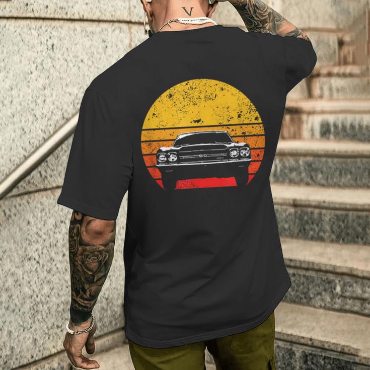 Vintage Retro Muscle Car For8 And Oldtimer Fans T-Shirt mit Rückendruck Geschenke für Ihn