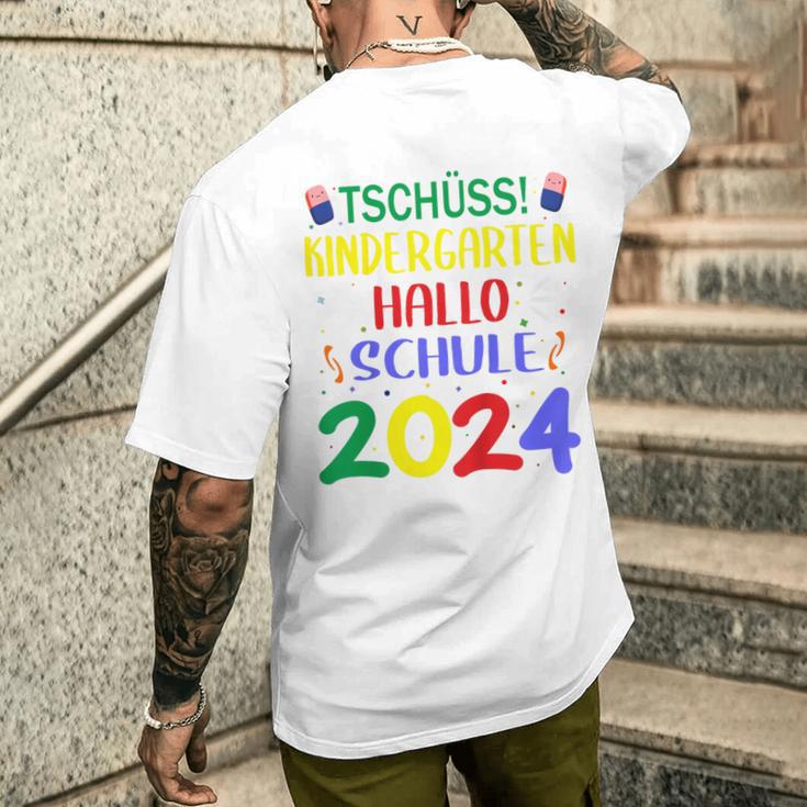 Children's First Day At School Tschüss Kindergarten Hello School 2024 T-Shirt mit Rückendruck Geschenke für Ihn