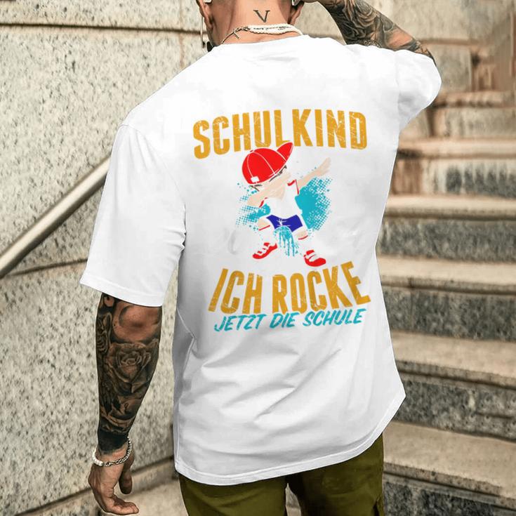 Children's Schulkind 2024 Boys I Rocke Jetzt Die Schule Football T-Shirt mit Rückendruck Geschenke für Ihn