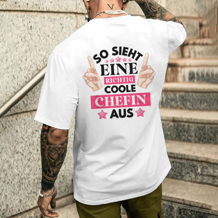 So Ssieht Eine Coole Chefin Aus T-Shirt mit Rückendruck Geschenke für Ihn