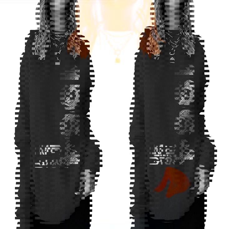 Limited Edition 1964 Man Woman 60Th Birthday 60 Women Sweatshirt