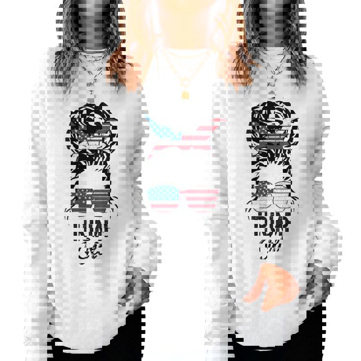 Sí Soy Una Chica De Trump Superarlo Elecciones Trump 2024 Cuello Sudadera Mujer