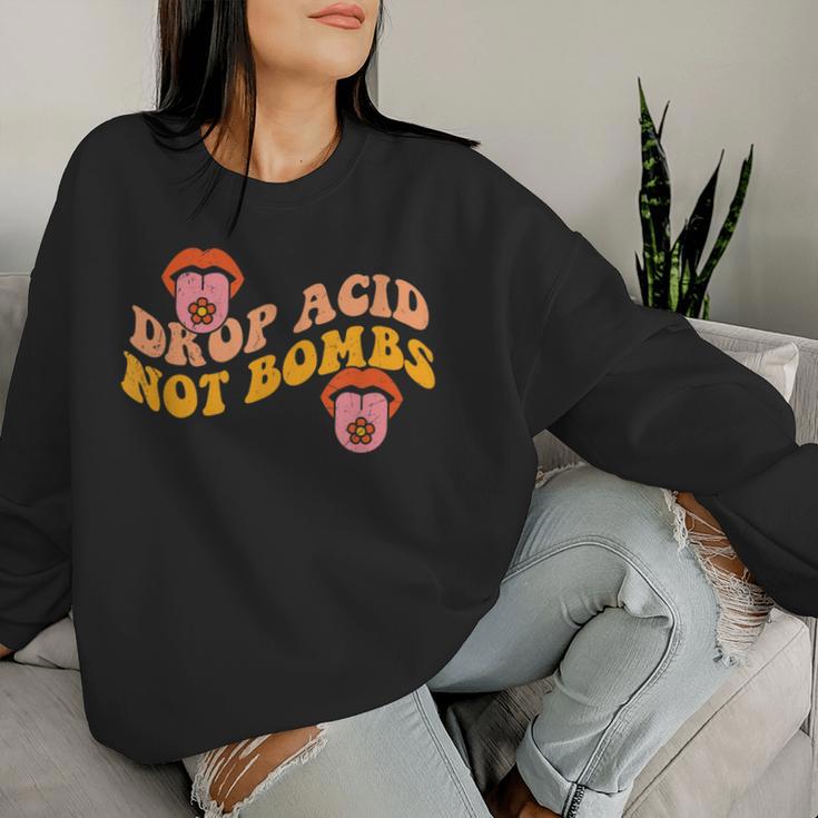 Drop Acid Not Bombs Hippie Groovy 70S Costume For Women Sweatshirt Frauen Geschenke für Sie