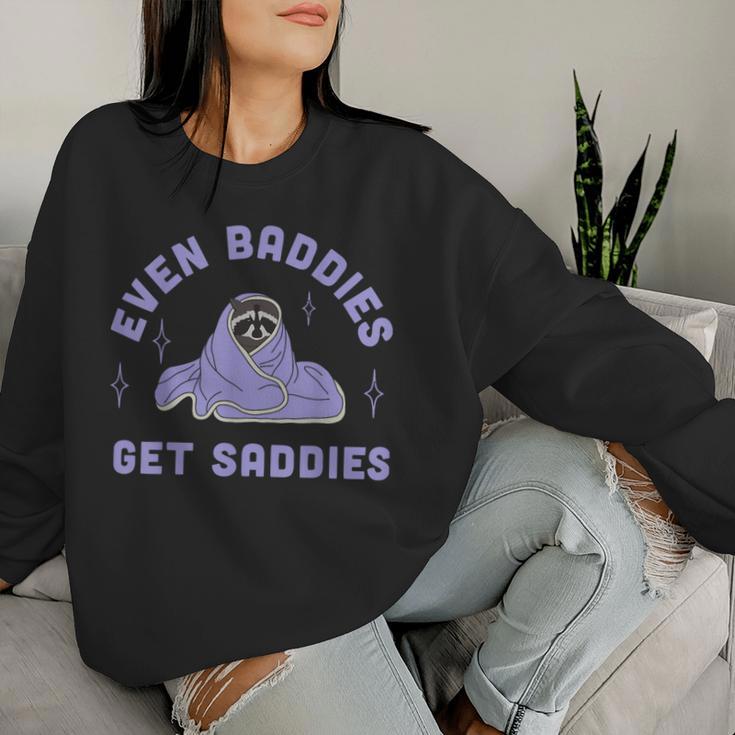 Even Baddies Get Saddies Meme For And Women Sweatshirt Frauen Geschenke für Sie