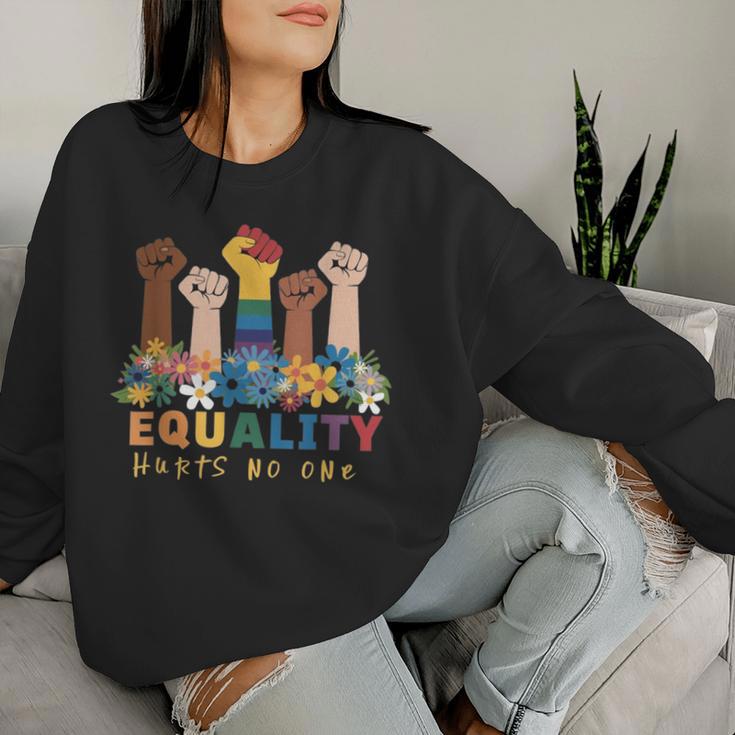 Gleichheit Schadet Niemandem Lgbtq Pride Human Rights Women Sweatshirt Frauen Geschenke für Sie