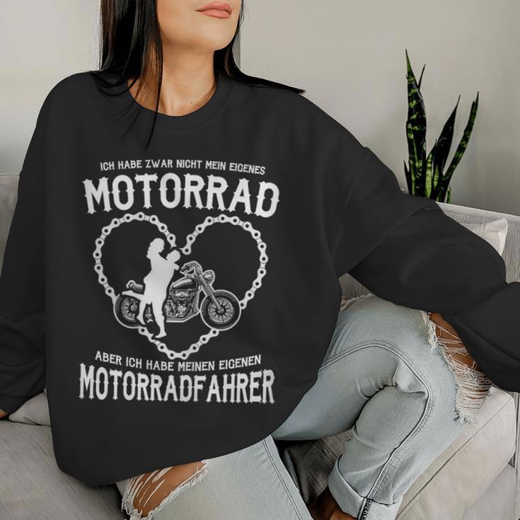 Ich Habe Zwar Nicht Mein Eigenes Motorrad Bikerin Women's Sweatshirt Frauen Geschenke für Sie