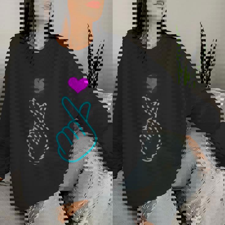 Kpop Dedo Corazón Símbolo Mano Azul Kpop Inspirado Amor Cuello Sudadera Mujer Regalos para ella