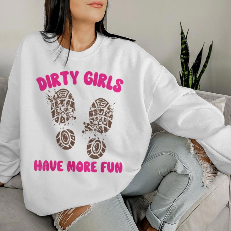 Mud Run Women's Muddy Shoe Print Dirty Girls Have Fun Sweatshirt Frauen Geschenke für Sie