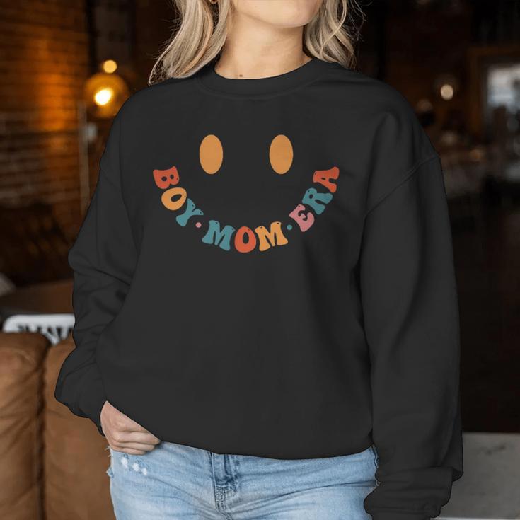 In My Boy Mom Era 2 Side Sweatshirt Frauen Lustige Geschenke