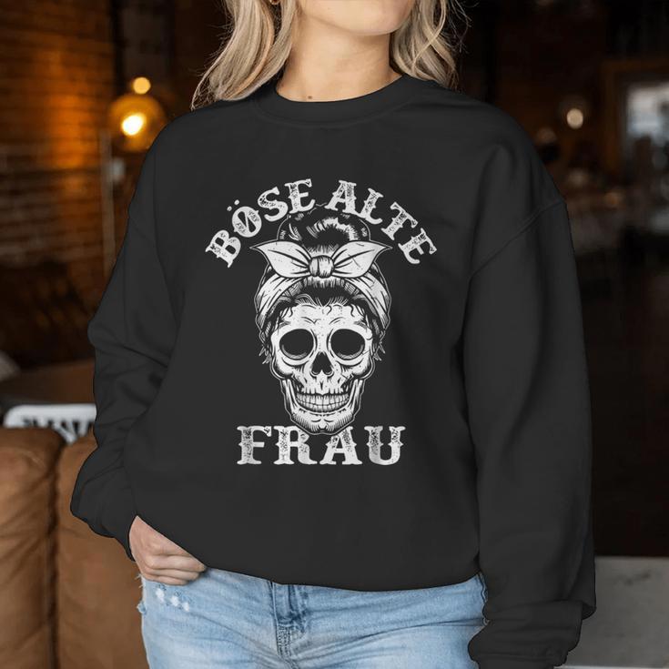 Evil Old Woman Messy Bun Skull Sweatshirt Frauen Lustige Geschenke