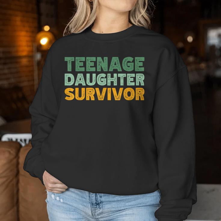 Nage Daughter Survivor Retro Sweatshirt Frauen Lustige Geschenke