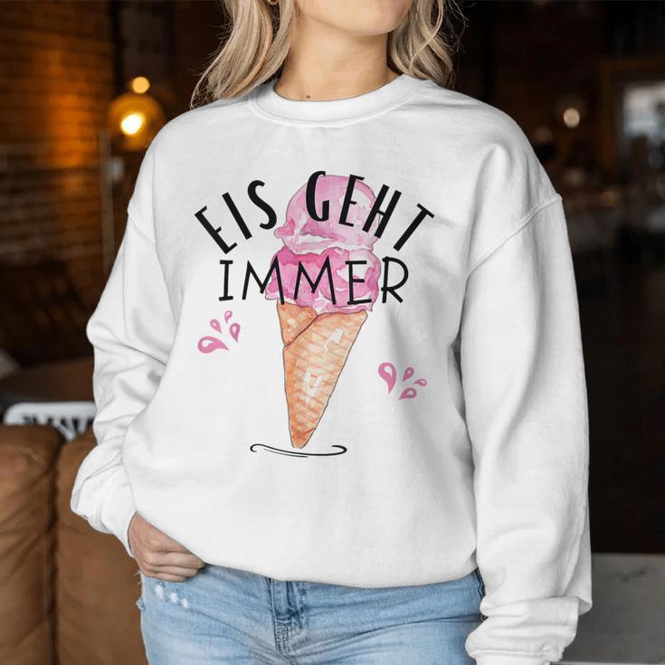 Eis Geht Immer Erdbeereis Eisparele Eiscafe Eiskiosk Sweatshirt Frauen Lustige Geschenke