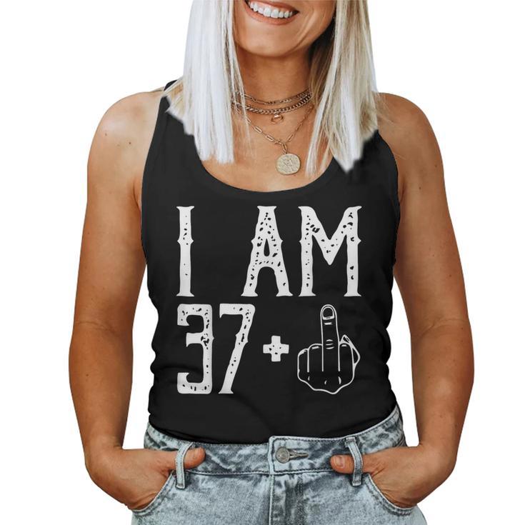 Soy 37 Plus Dedo Medio Im 37 Más 1 Dedo Medio Es Camiseta sin mangas para mujer