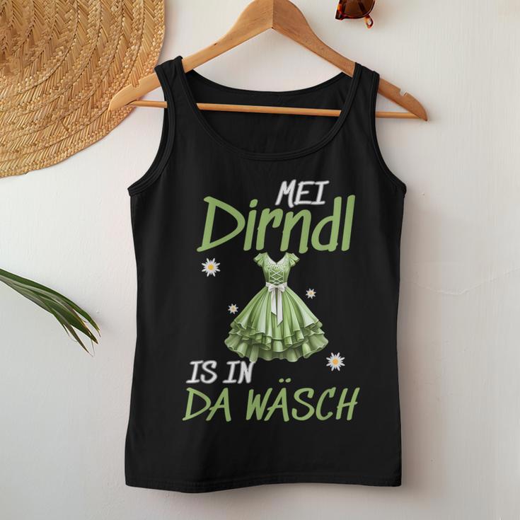 Oktoberfest Women's Costume Mei Dirndl Is In Da Wäsch Tank Top Frauen Lustige Geschenke