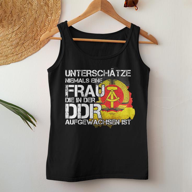 Ossi Women's Underschätze Niemal Ein Frau Aus Der Ddr Ostalgie Tank Top Frauen Lustige Geschenke