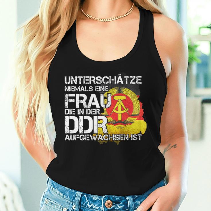 Ossi Women's Underschätze Niemal Ein Frau Aus Der Ddr Ostalgie Tank Top Frauen Geschenke für Sie