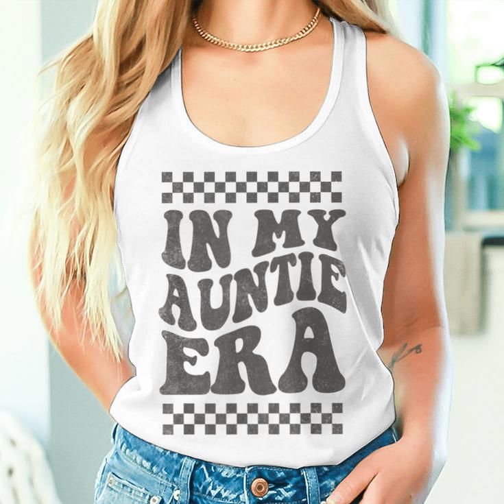 In My Auntie Era Retro Groovy Cool Aunt Auntie Club Gray Tank Top Frauen Geschenke für Sie