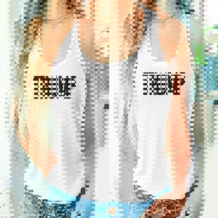 Estilo Militar De Plantilla Donald Trump 2024 Camiseta sin mangas para mujer Regalos para ella