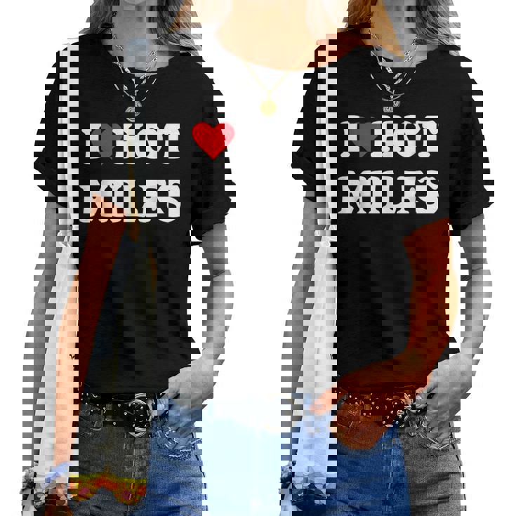 I Love Hot Milfs I Red Heart Love Milf Women Camiseta de mujer