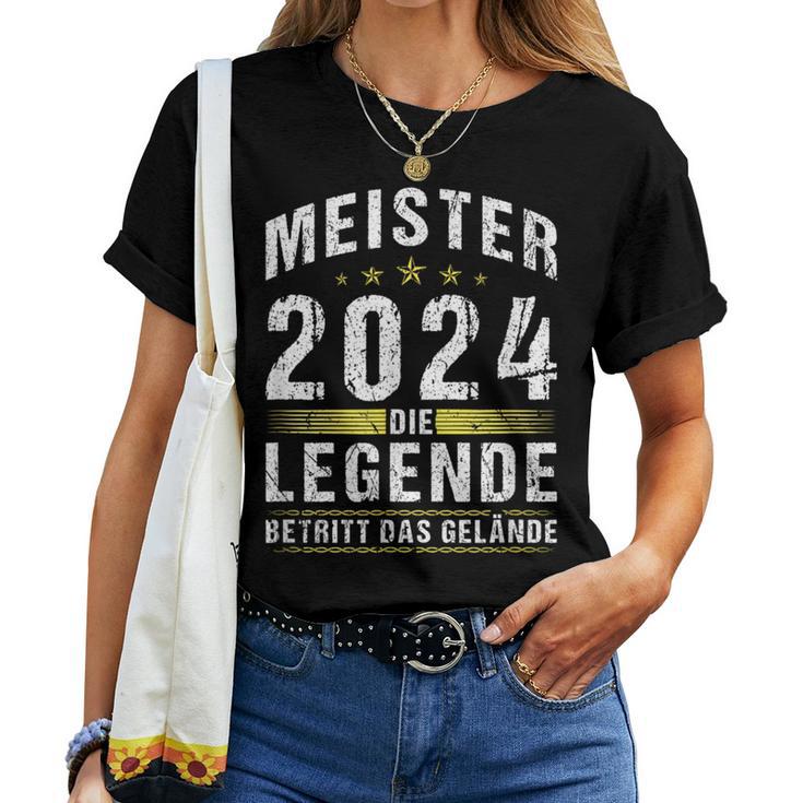 Meister 2024 Die Legende Beetritt Das Gelände T-shirt Frauen