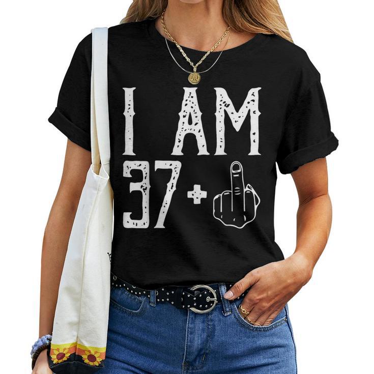 Soy 37 Plus Dedo Medio Im 37 Más 1 Dedo Medio Es Camiseta de mujer