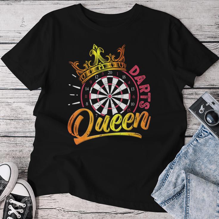 Dart Spielerin Dart Queen Lustiges Dart Spielen Frauen T-shirt Frauen Lustige Geschenke