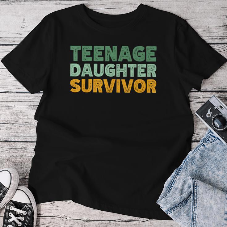 Nage Daughter Survivor Retro T-shirt Frauen Lustige Geschenke