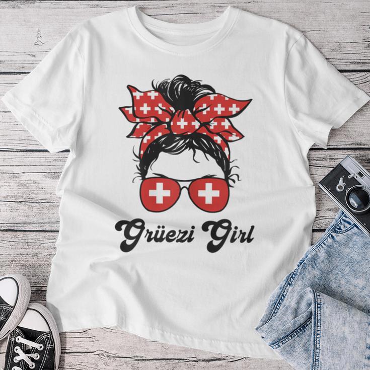 Grüezi Girls' Switzerland Flag Messy Bun Switzerland Women's Blue T-shirt Frauen Lustige Geschenke