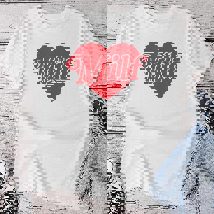 Milf Cuore Divertente Y2k Iconico Slogan Mamma Madre Carino Sassy Maglietta da donna Regalos divertidos