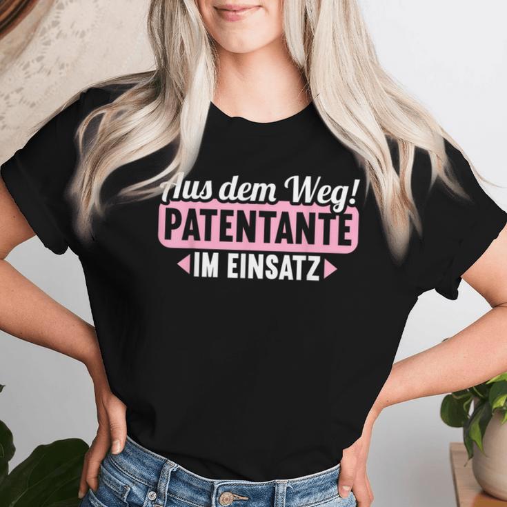 Aus Dem Weg Patentante Im Einatz Patenkind Baby Godmother S T-shirt Frauen Geschenke für Sie