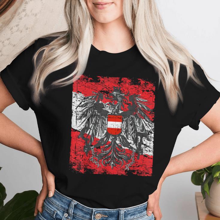 Austria Eagle Coat Of Arms Flag Austria & Women's T-shirt Frauen Geschenke für Sie