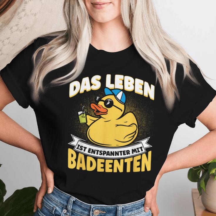 Das Leben Ist Relaxter Mit Badeduck T-shirt Frauen Geschenke für Sie