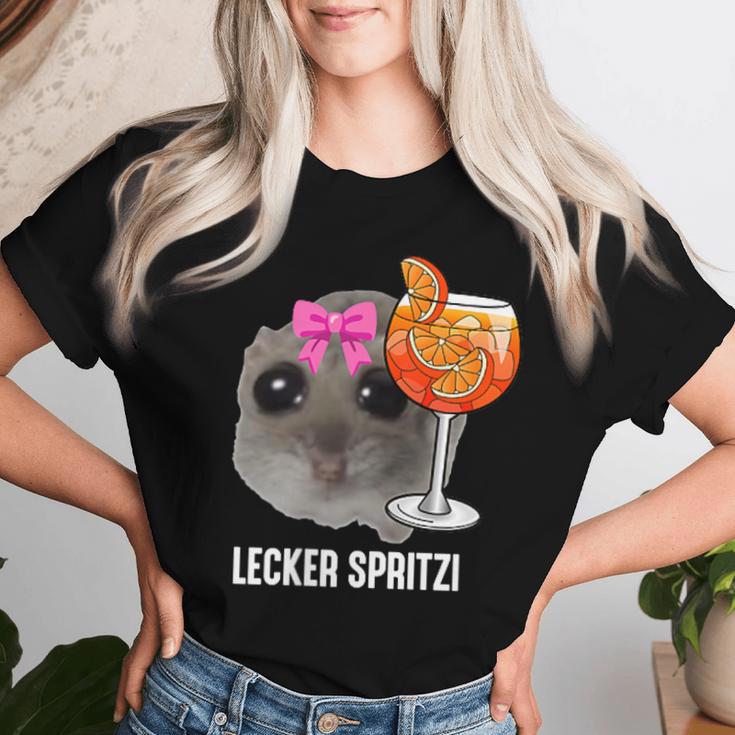 Delicious Spritzi X Sad Hamster Meme Girl Hallöchen Aperölchen T-shirt Frauen Geschenke für Sie