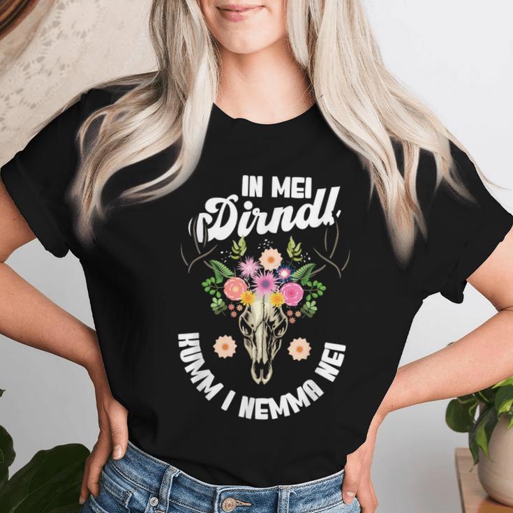 Bavarian Dirndl Witz Wiesn Wasn Women's T-shirt Frauen Geschenke für Sie