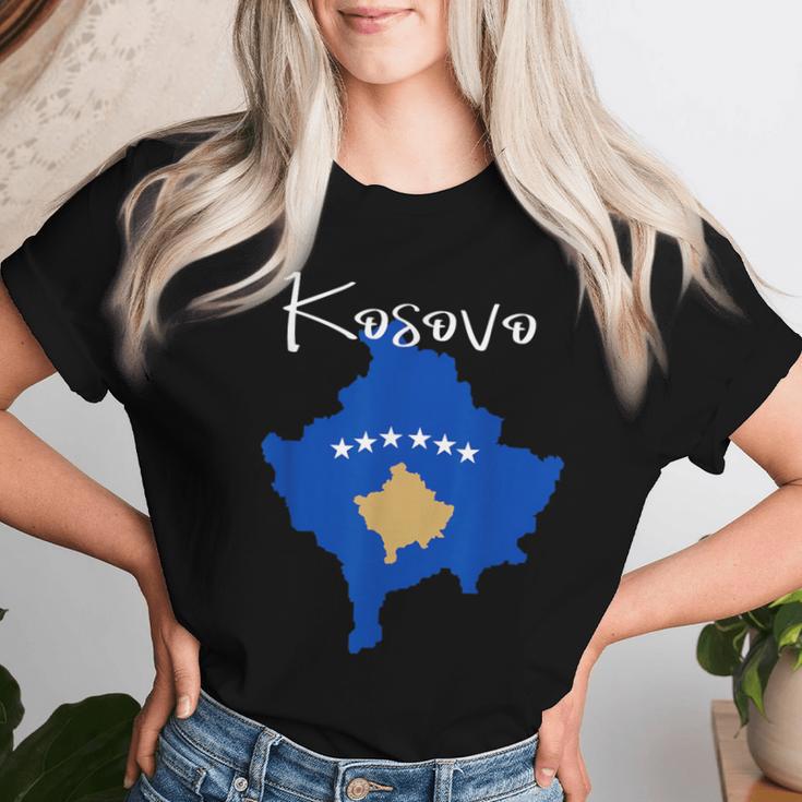 Kosovo Flag Kosovo Map For And Women T-shirt Frauen Geschenke für Sie