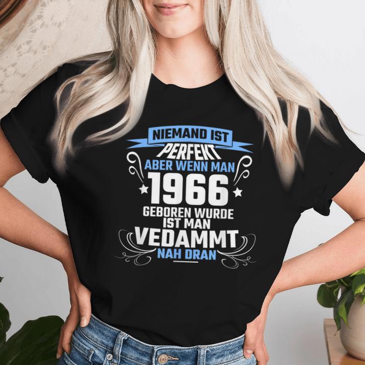 Man Womanintage 1966 Women's T-shirt Frauen Geschenke für Sie