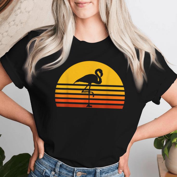 Retro Flamingointage Sunset Flamingo T-shirt Frauen Geschenke für Sie