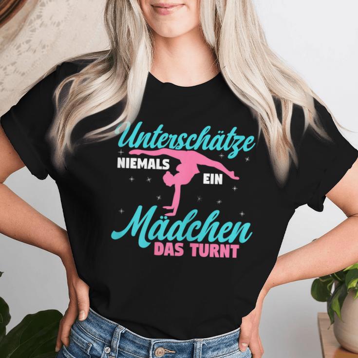 Turn Turnerin Unterschätze Niemals Ein Mädchen Das Turnt T-shirt Frauen Geschenke für Sie